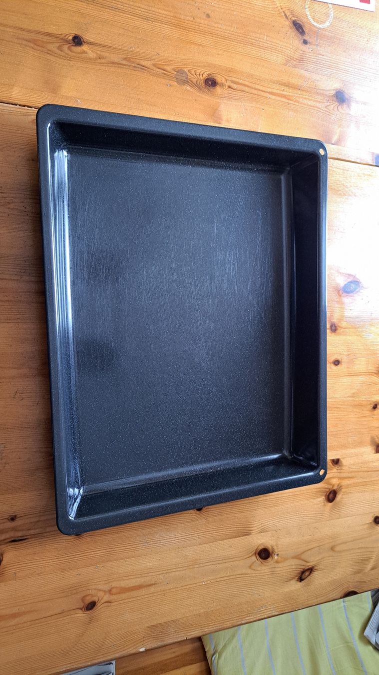Teglie da forno: Backblech zu Backofen 44.6 x 35.7 x 4,6 – Usato da Bischofszell venduto da Haetti0