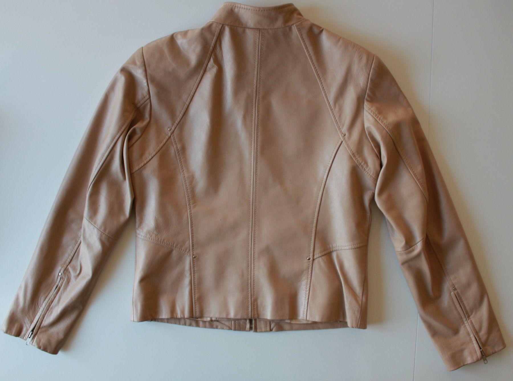Giacche: Veste en cuir véritable KARA beige  NP. 280 CHF – Usato da Peseux venduto da Gilloss 6