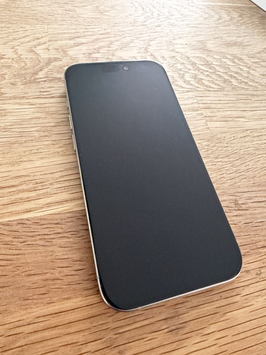 Apple Telefoni cellulari / Smartphones: iPhone 15 Pro 128GB Titan Natur – Usato da Triesen venduto da zam23 1