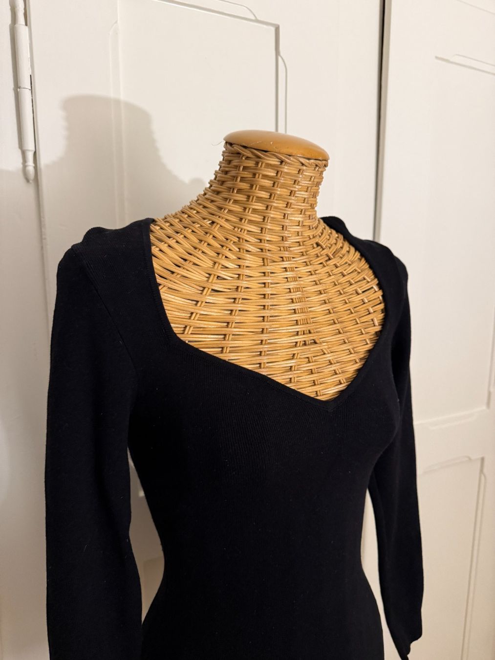 H&M Pullover & Sweatshirts: Feinstrick Pullover schwarz XS – Gebraucht aus Zürich von Diazaio 1