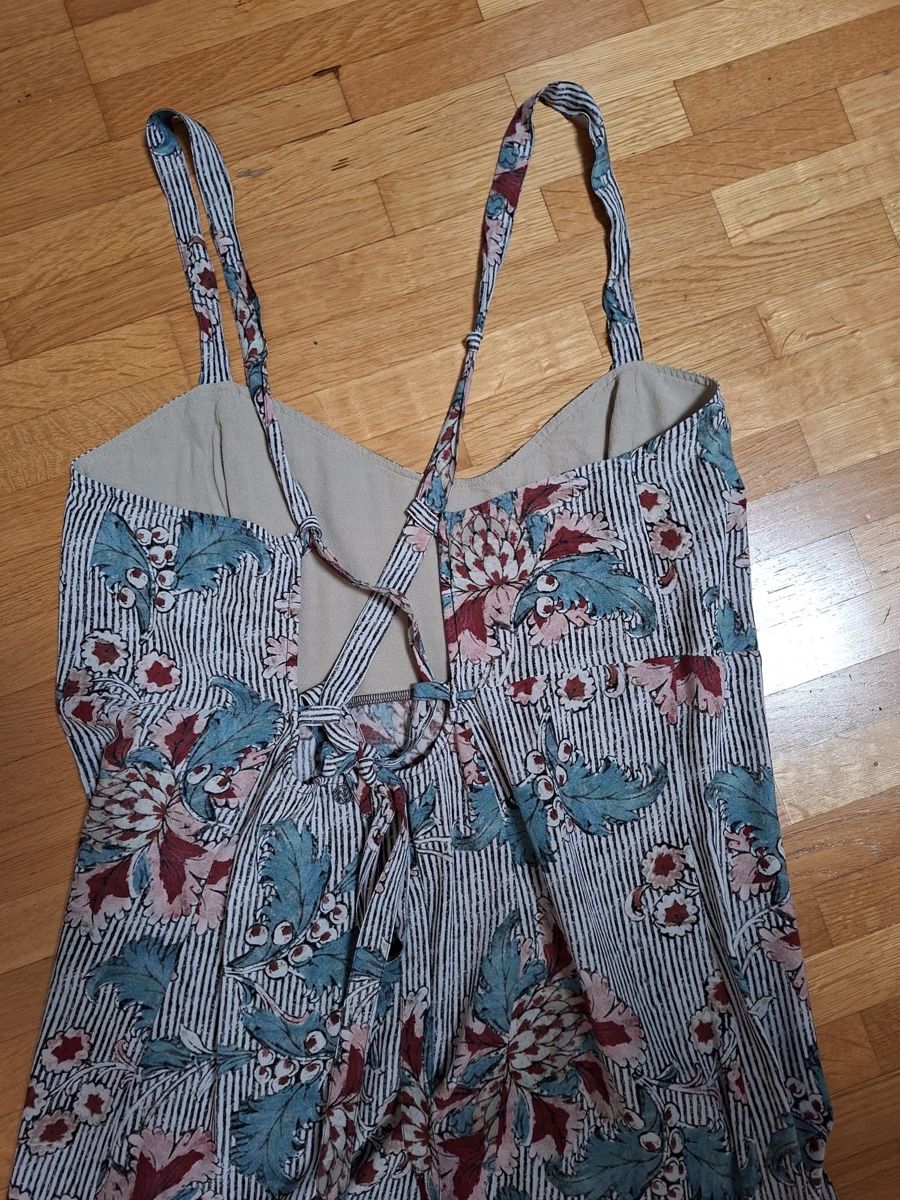Nile Vestiti: Nile Kleid Grösse L – Usato da Embrach venduto da jacqui01 1