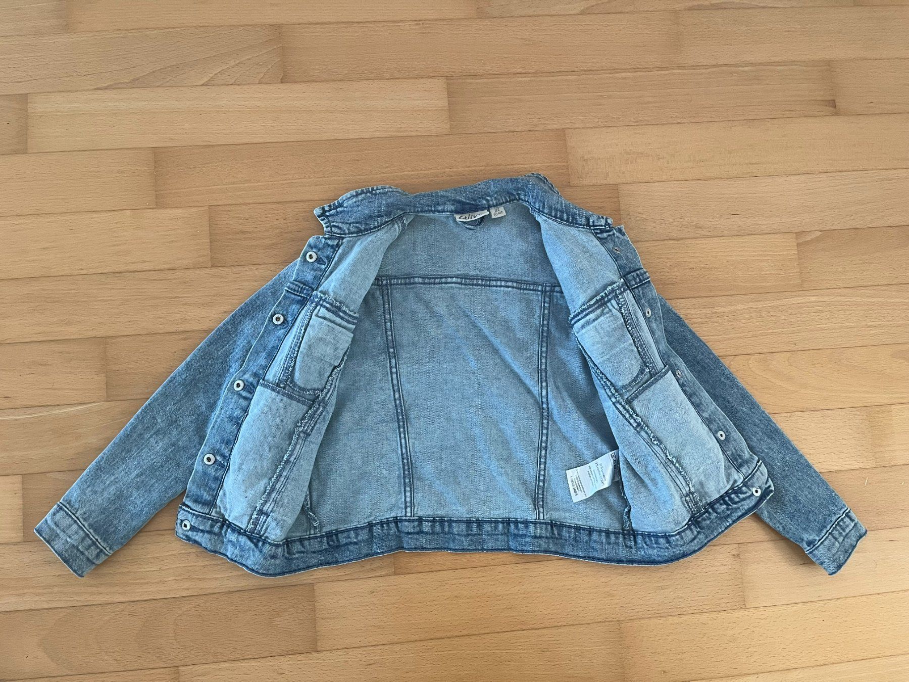 Giacche: Jeansjacke hellblau – Usato da Muttenz venduto da Juvenile33 3