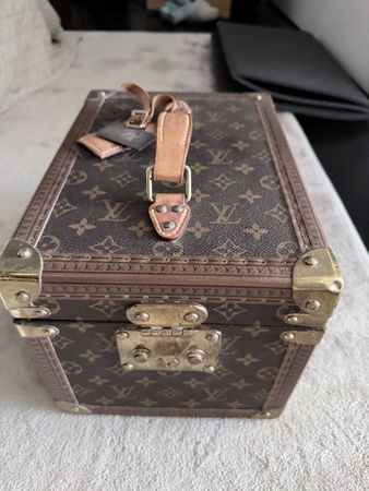 Louis Vuitton beauty case 1037115 Vintage Condition