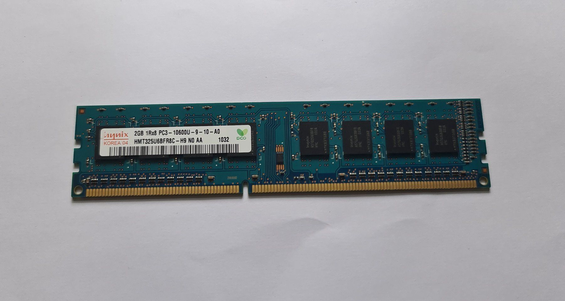 Memoria / RAM: 2GB Hynix RAM – Usato da zürich venduto da R-N-J