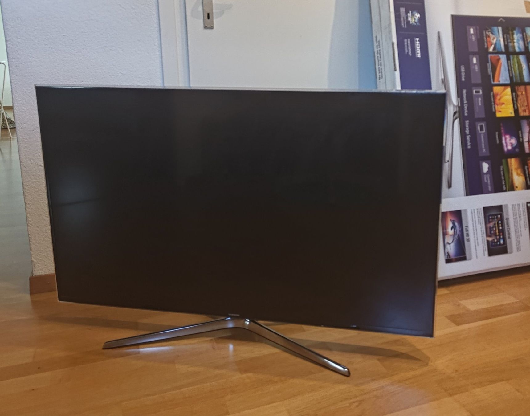 Samsung Fernseher: Samsung UE48H6400AK – Gebraucht aus Greifensee von maniard