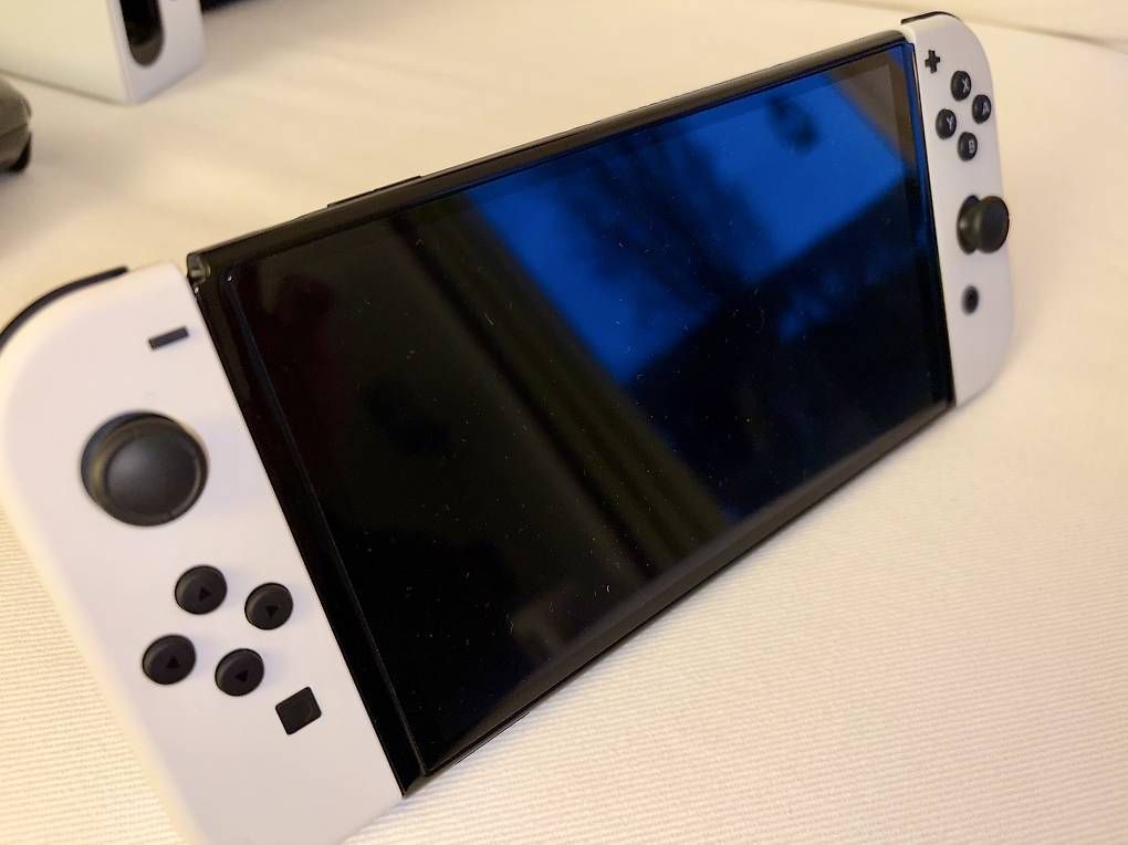 Nintendo Console: Nintendo Switch oled blanche + accessoires – Usato da Meinier venduto da rom_kk86 1