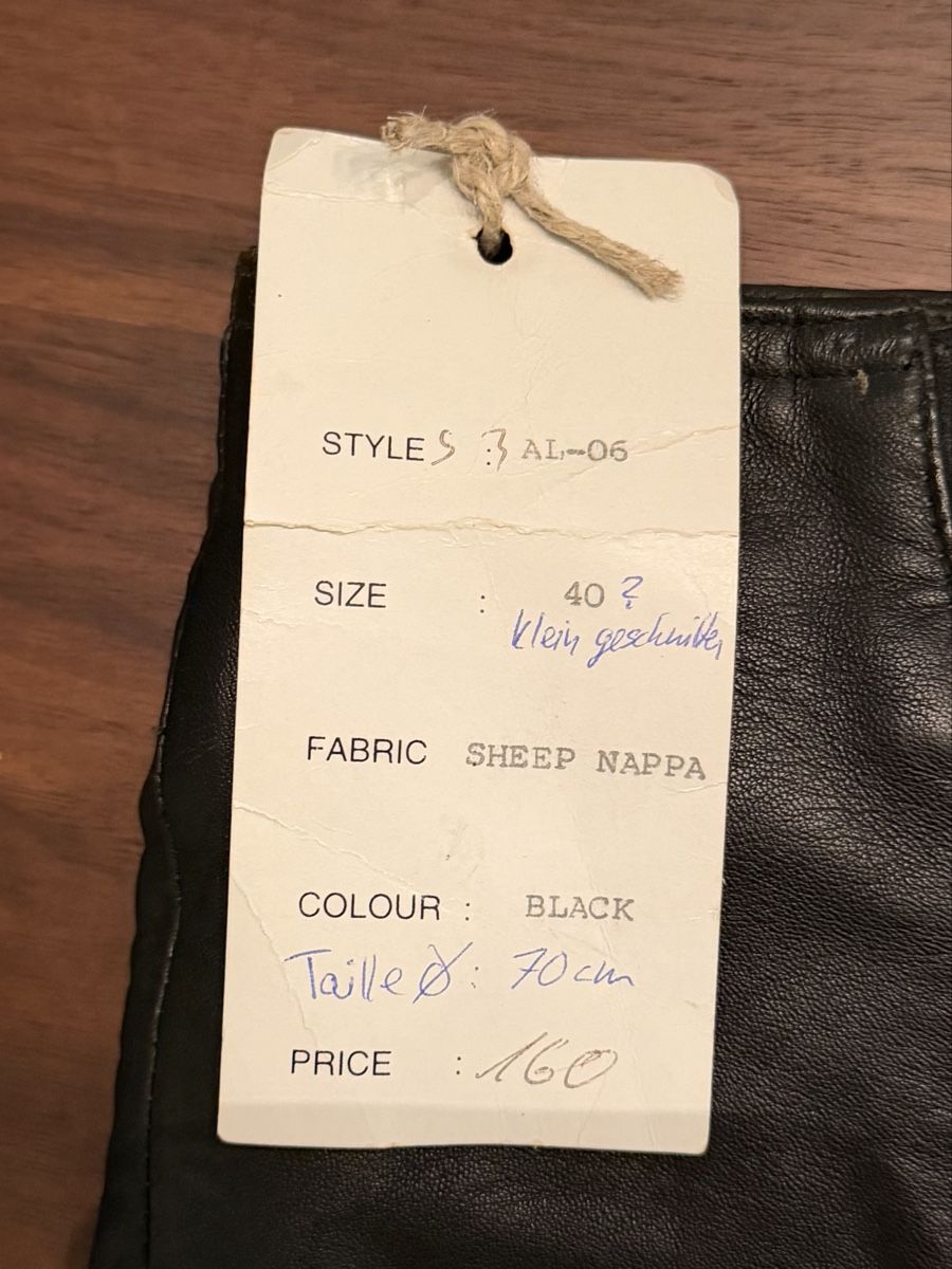 Hosen: Leder Shorts Schwarz, neu mit Etikett – Neu (gemäss Beschreibung) aus Oberentfelden von Aidan1981 1