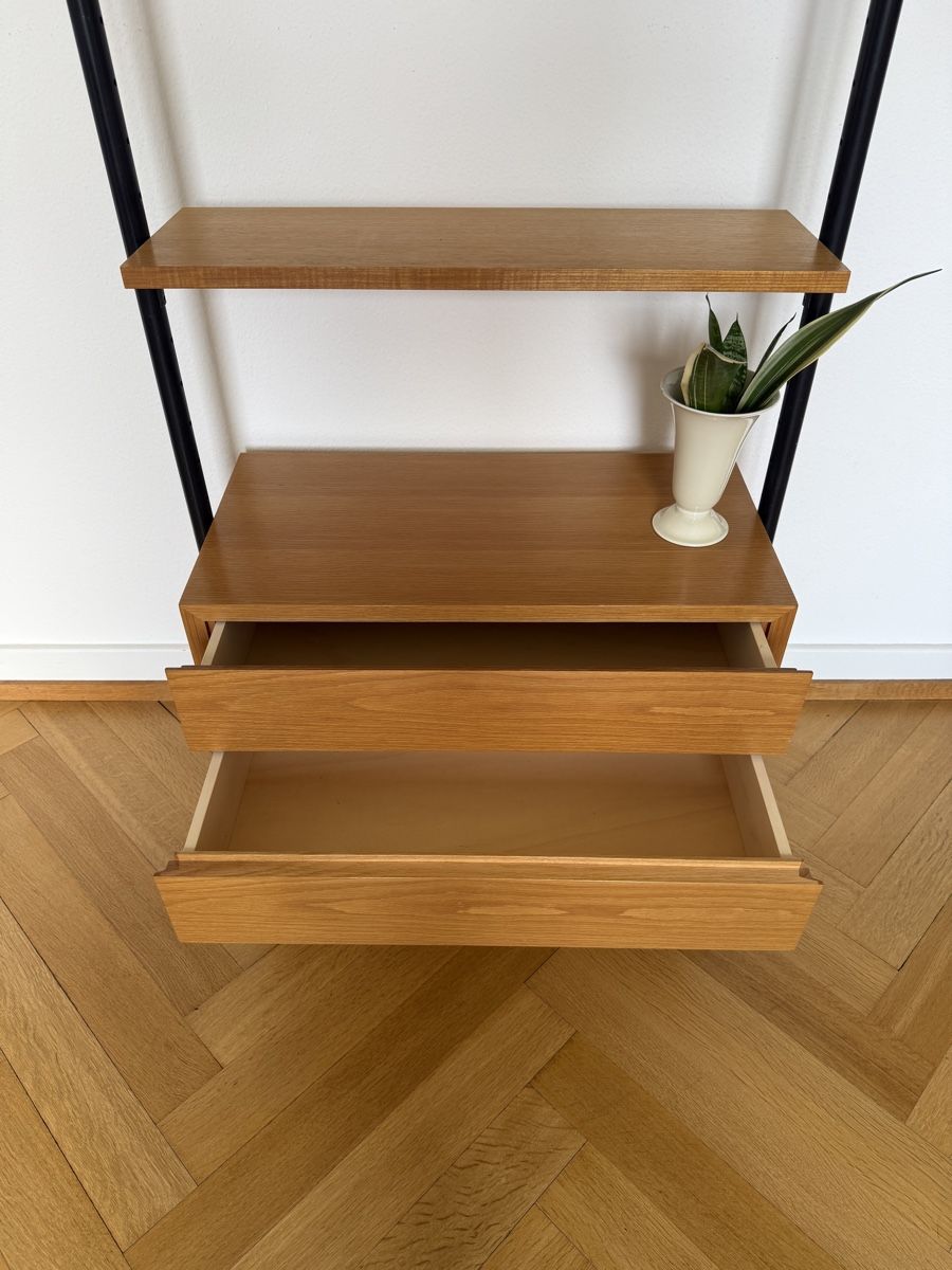 Regale: Midcentury Teleskopregal – Gebraucht aus Basel von Barty 2