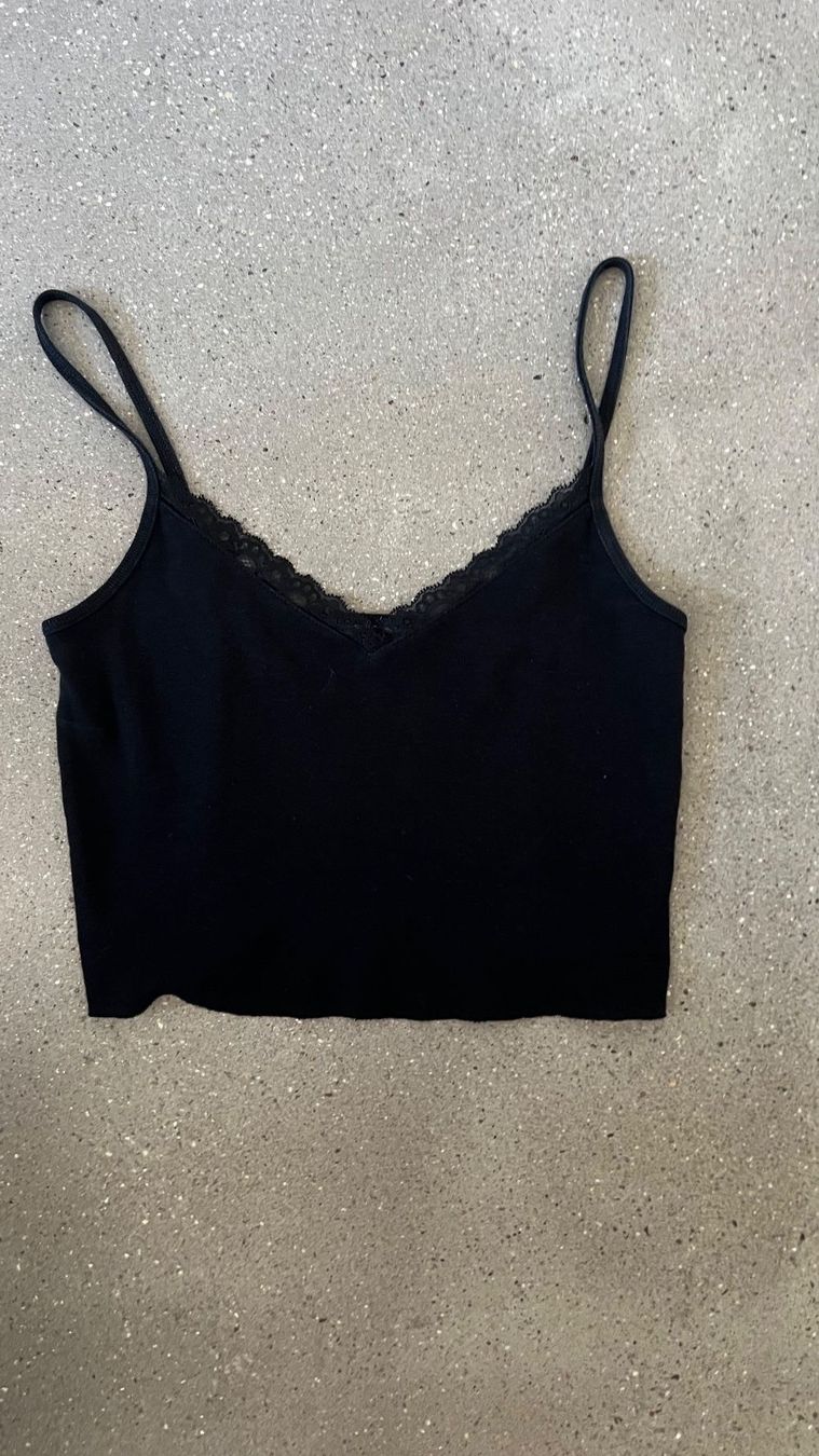 Tops: Cropped Top Set – Gebraucht aus Oberwil (Dägerlen) von FlaminG0LD 1