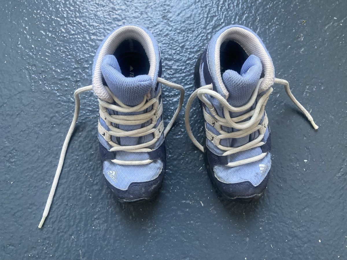Adidas Scarpe per ragazzi: Adidas Terrex Gr 25 – Usato da Wil SG venduto da Chrissy07 1