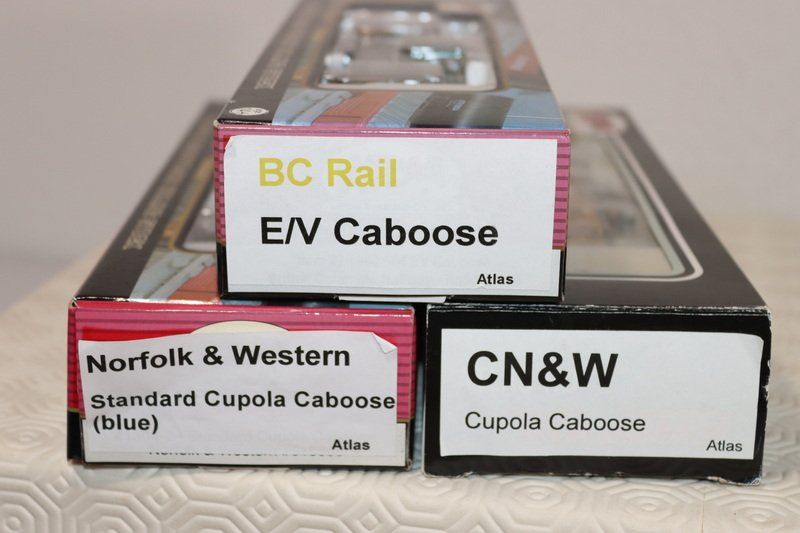 Modelleisenbahnen: 3 US Caboose ( 540) – Gebraucht aus Kerzers von Winu64 8