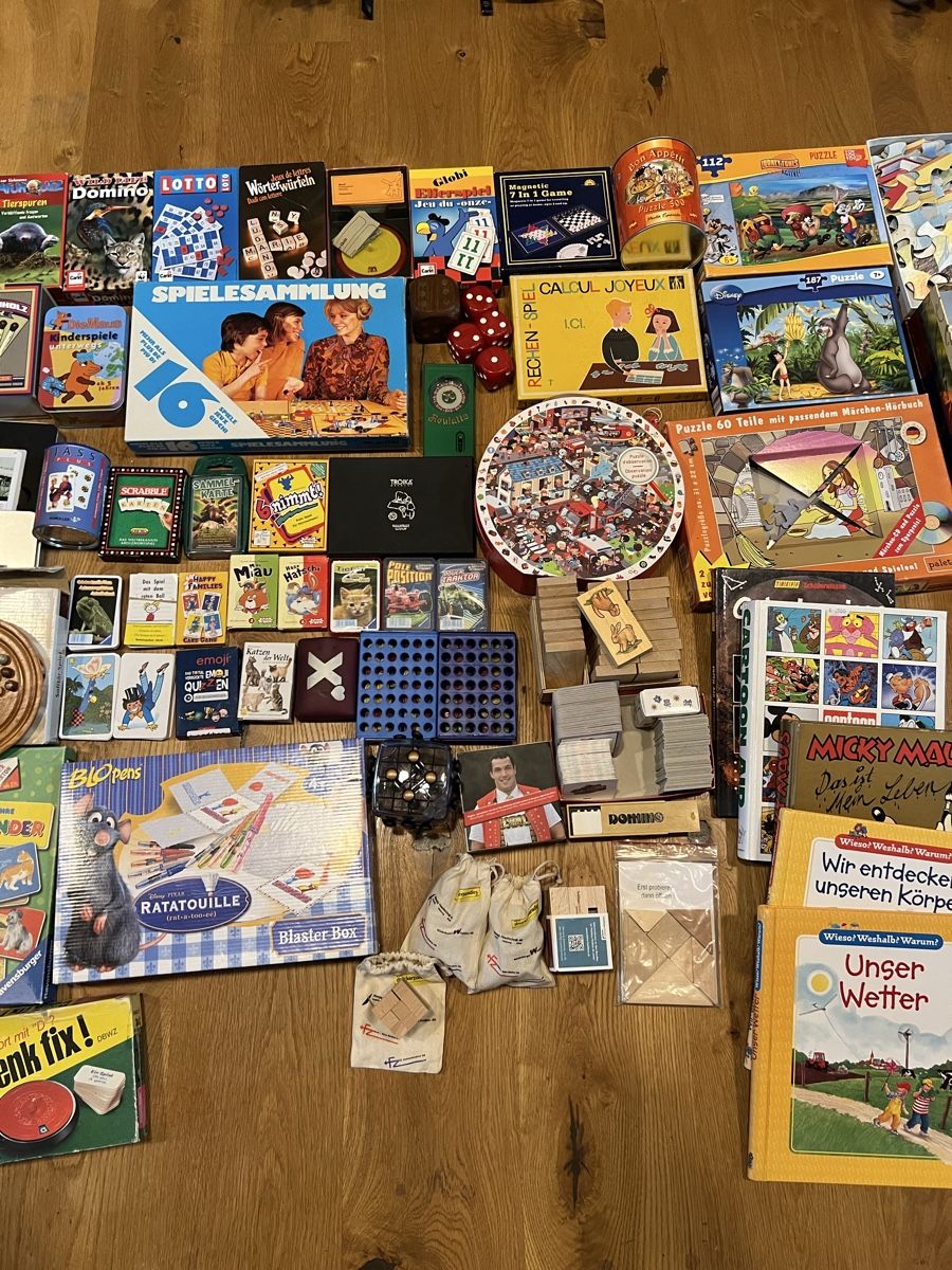 Spiele: Spielesammlung Kartenspiel, Puzzle, Memory, Quartett – Gebraucht aus Theilingen von ovi123 2