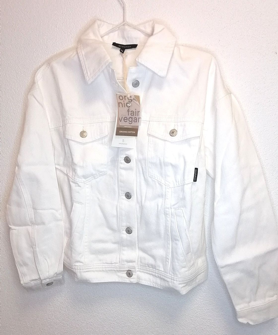 Giacche: Denim Jacke ''Pansy'' weiss, ivory fairtrade recolution S – Nuovo e nell'imballaggio originale da Rheinfelden venduto da womanskirtSecondhand