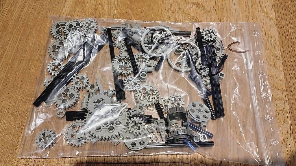 Lego Kit di costruzioni: Lego Zahnräder-Verbinder-Technic 1 – Usato da Schwarzenbach(Huttwil) venduto da Padielito 4