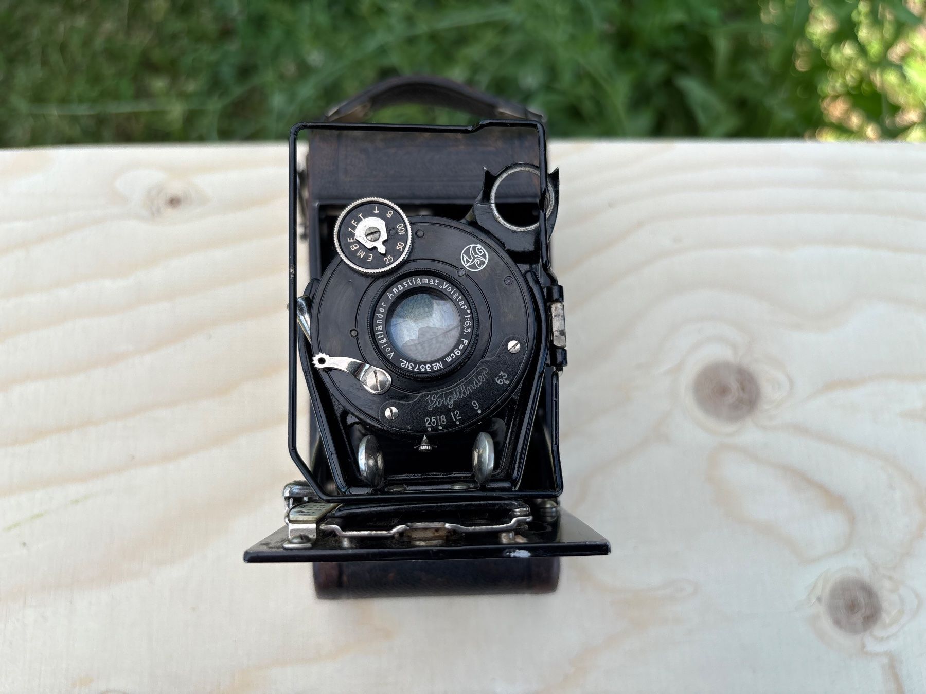 Voigtländer Fotocamera: antike Voigtländer Kamera – Usato da Feldbach venduto da Olive1 1