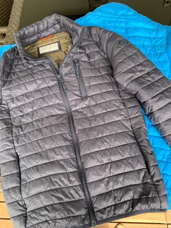 Esprit Jacken, Ihr Gebot ist für  1 Jacke, frei wählbar