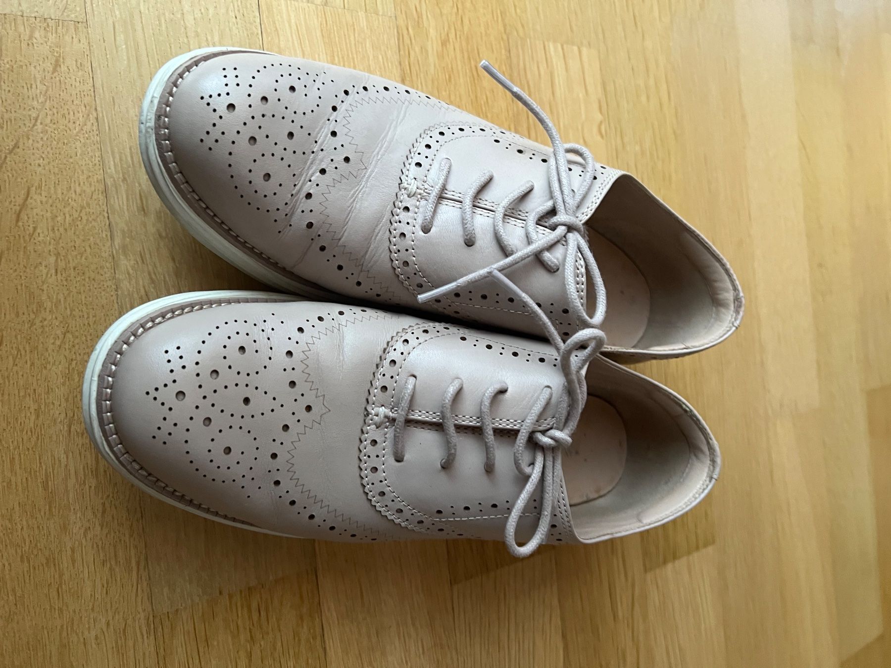 MBT Herrenschuhe: MBT Schuhe beige Grösse 39 Brogue Leder – Gebraucht aus Urdorf von fre_8xmr