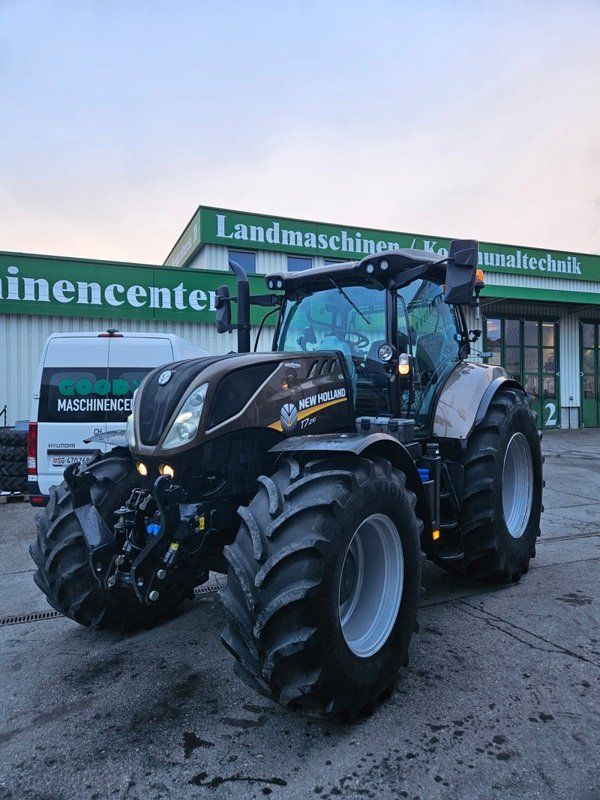New Holland Traktoren: Traktor New Holland T7.210 AC GPS Ready – Gebraucht aus Mels von lad_8ctm 4