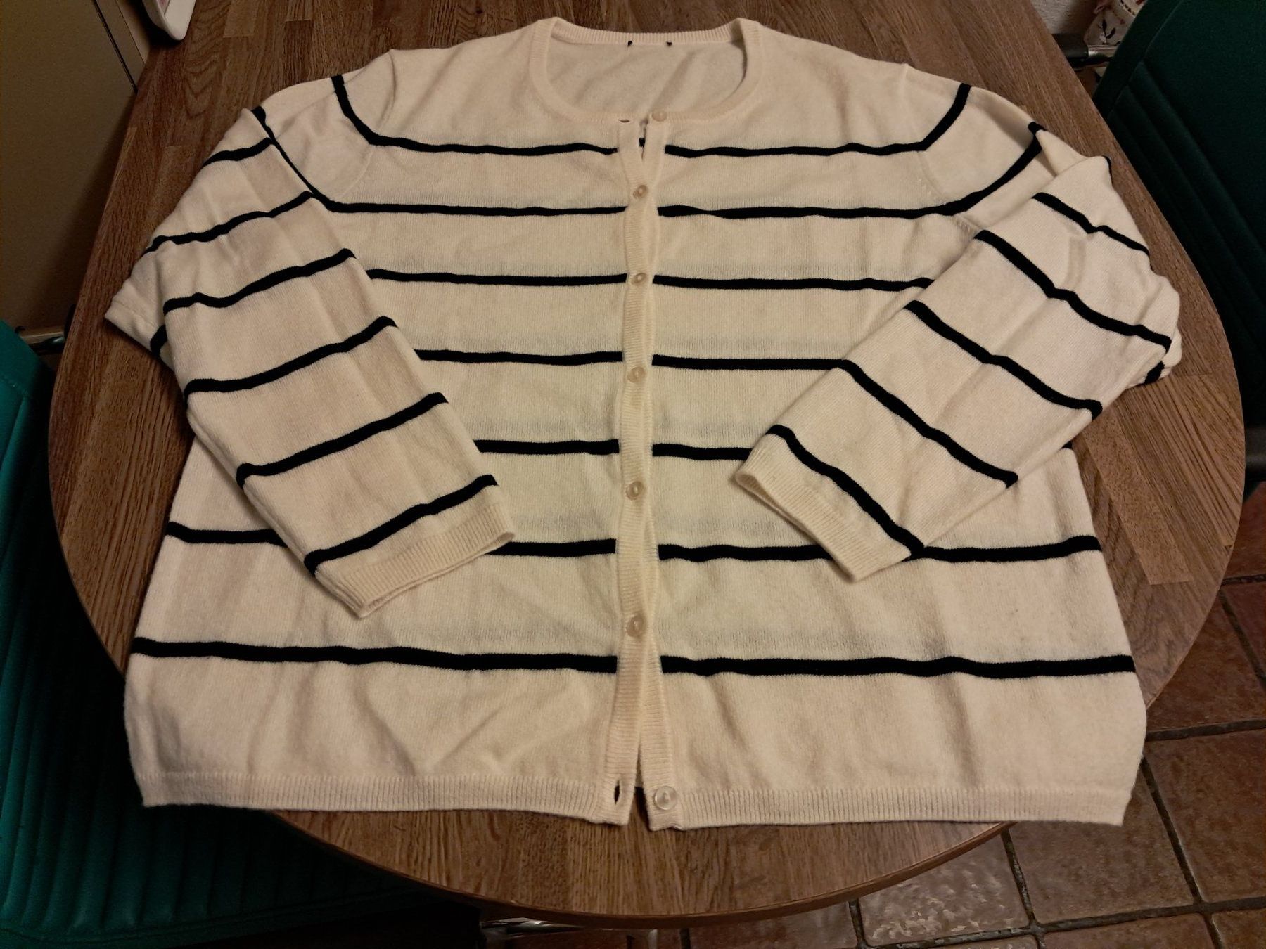 Jacken: Kaschmirstrickjacke – Neu (gemäss Beschreibung) aus zürich von Mingi2