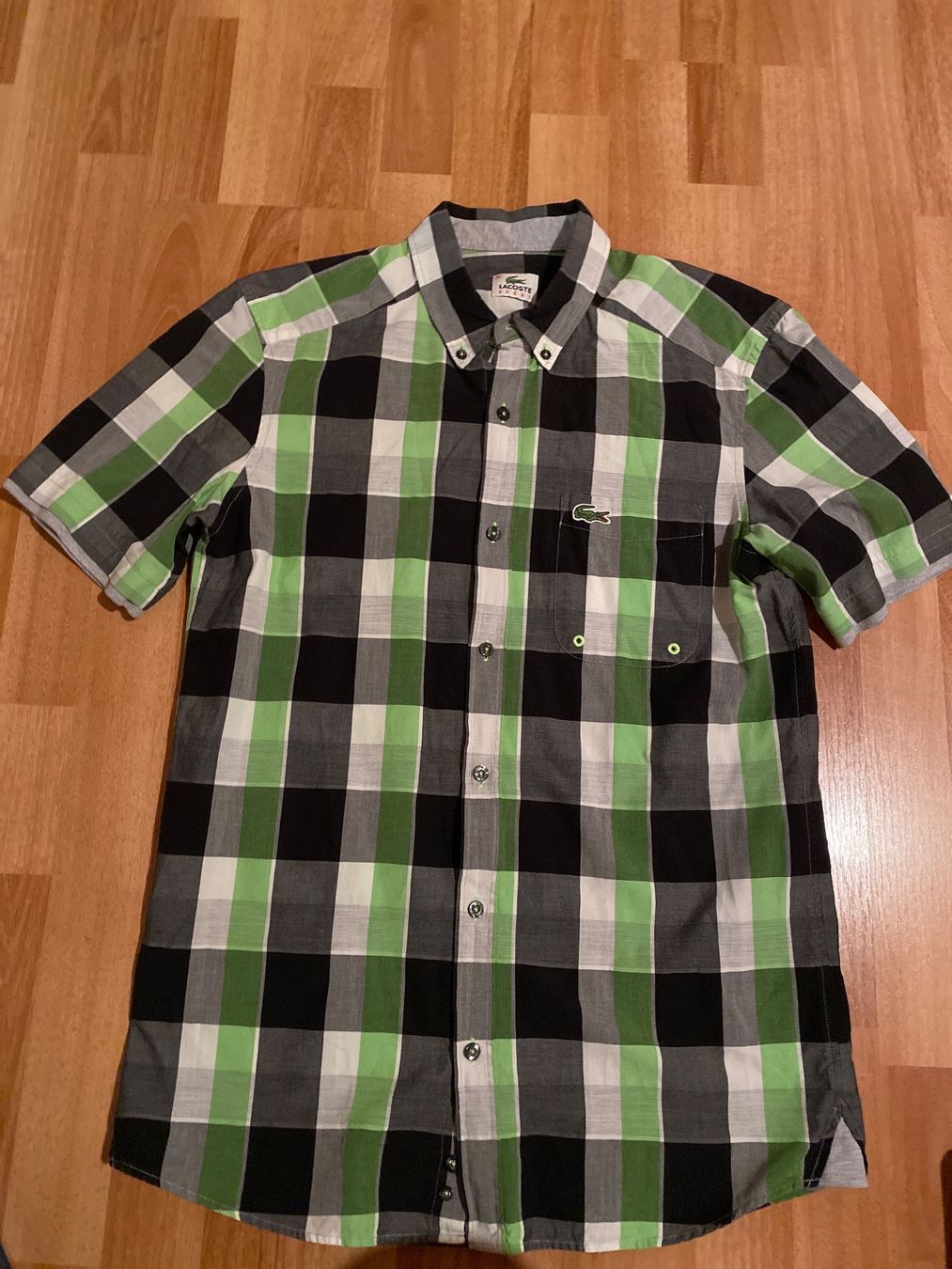 Lacoste Camicie: Lacoste Sport Hemd Gr. 38 – Usato da St.Gallen venduto da maierm01