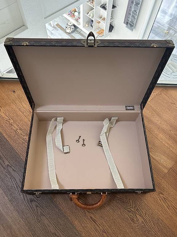 Louis Vuitton Reisekoffer: Louis Vuitton Koffer Bisten 65 – Gebraucht aus Luzern von Mgugli 3