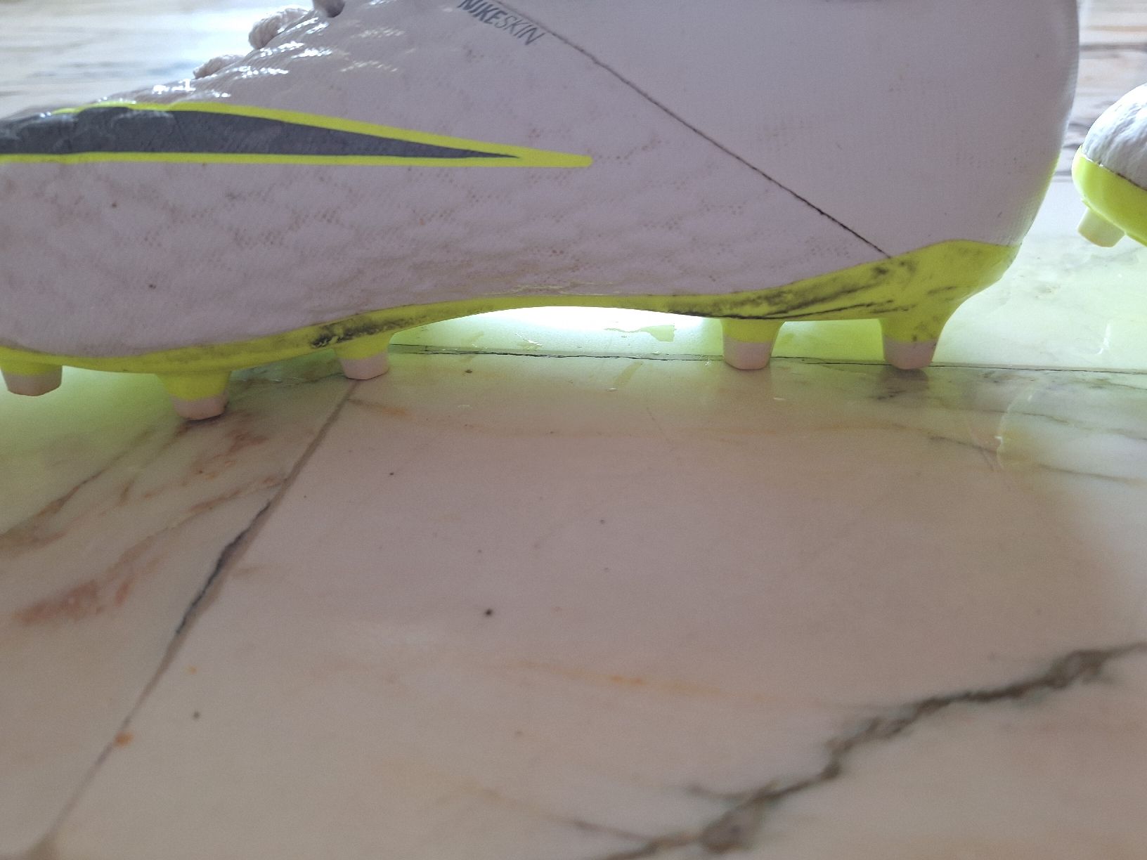 Nike Scarpe da donna: Fussballschuhe Nike Hypervenom Grösse 38 gebraucht – Usato da Sursee venduto da Schuepbi 3