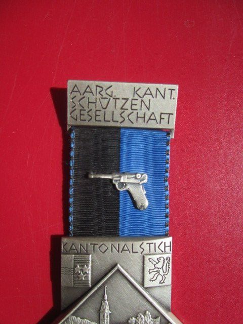 Medaglie: Aargauische Kantonal Schützengesellschaft 1983 - Pistole – Usato da Luzern venduto da Horoskop1 2