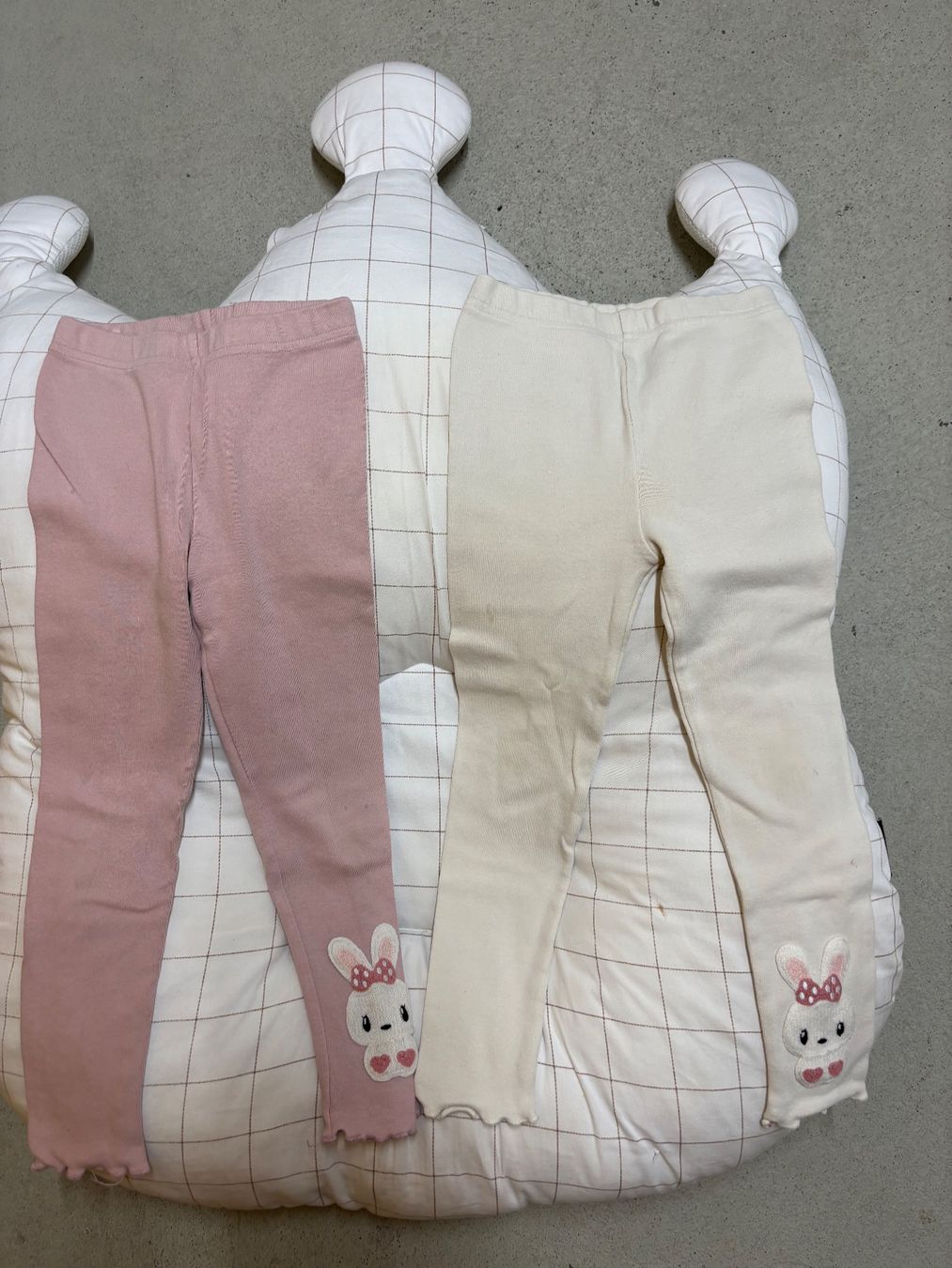 Collant & Leggings: 2 set of rabbit leggings 98 – Usato da Zürich venduto da S_on