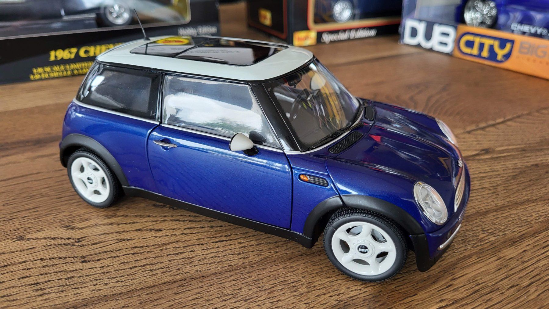 Kyosho Modellini d'auto: Mini Cooper 1:18 Kyosho – Usato da Rothrist venduto da Juana5 2