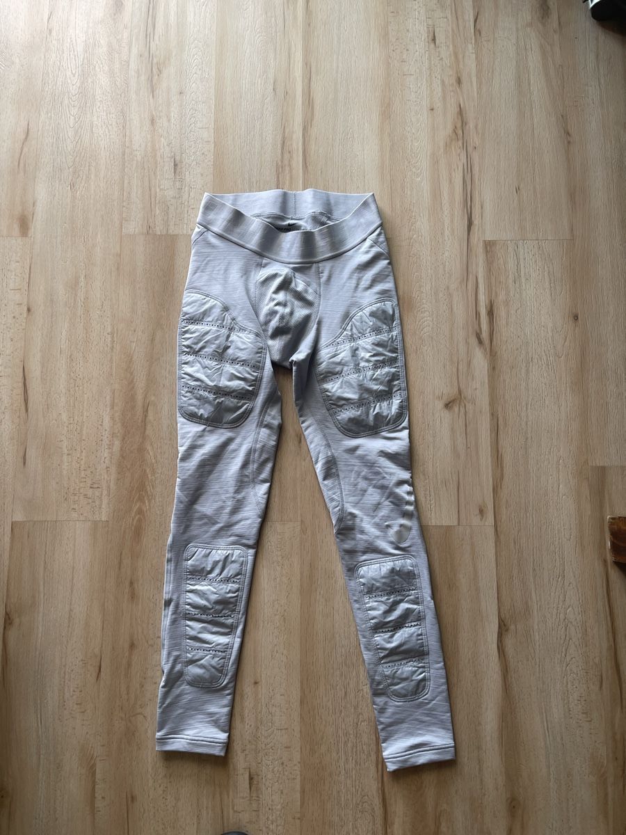 Altro in Moda uomo: Collant Nike Pro Hyperwarm Compression.gris clair neuf  – Nuovo (secondo la descrizione) da Kloten venduto da Vermicelles