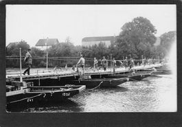 Echtfoto Pontoniere , Aarwangen 1921
