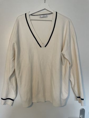 Mango White Sweater, Size L