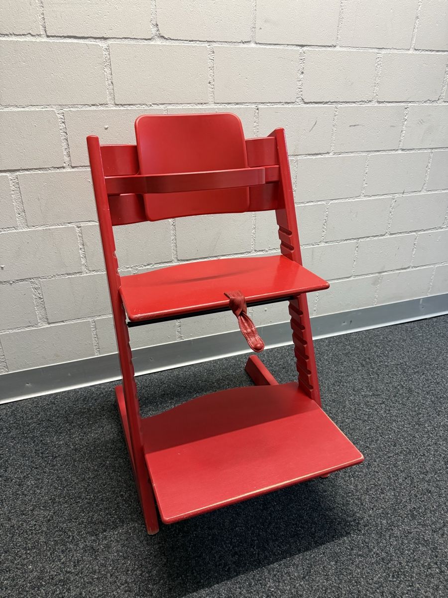 Stokke Chaises hautes: Stokke Tripp Trapp Hochstuhl – D'occasion à Bern par Delamer