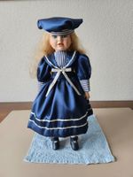 Schöne Puppe aus Mamas Sammlung