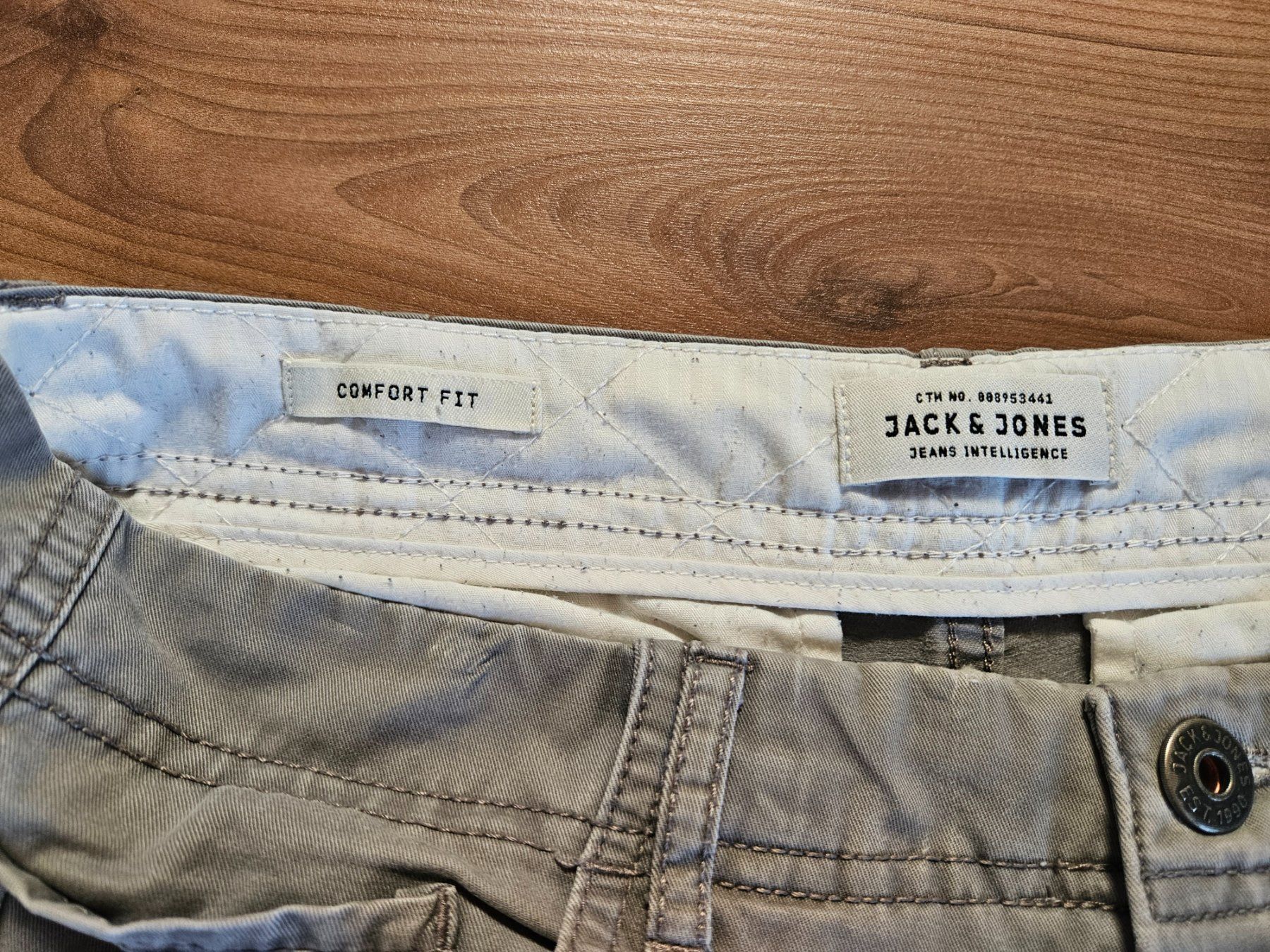 Pantaloni: Kurze Hosen – Usato da Tann venduto da Pepiino 3
