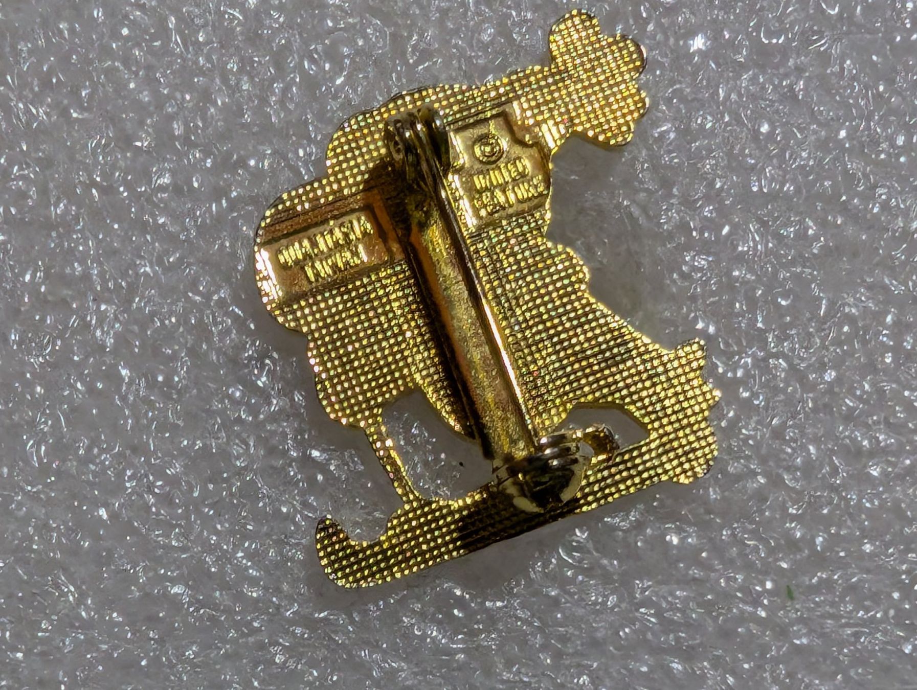 Placchette & Badge: Ansteckpin 281: Snoopy – Usato da Oppligen venduto da Pin-Fall-Shop 1