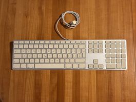 Apple original Tastatur - kabelgebunden USB