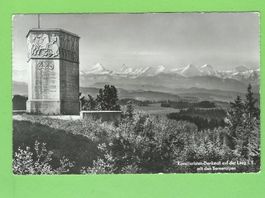 Kavalleristen-Denkmal auf der Lueg i.E. mit den Berneralpen
