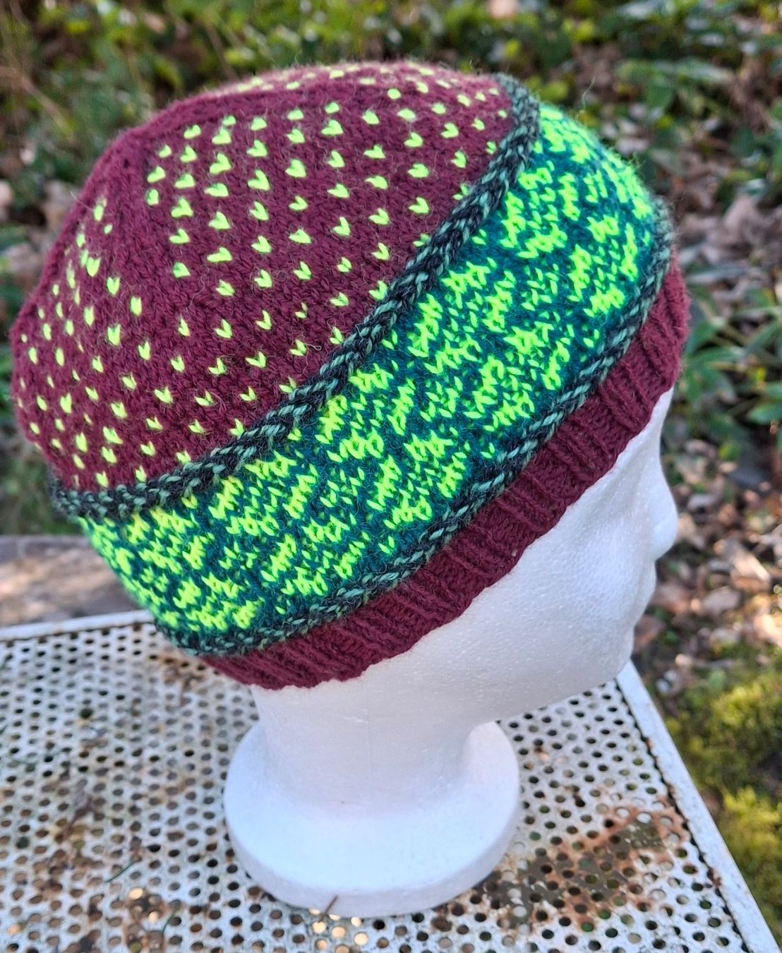 Sonstige Jungenkleidung: Mütze "Rotkäppchen2"   handgestrickt   NEU – Neu (gemäss Beschreibung) aus Langenthal von Handstrick 2