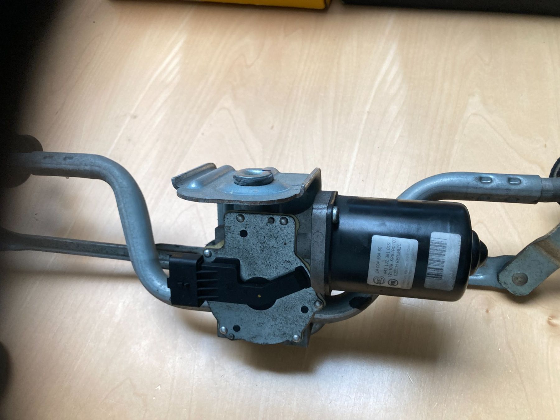 Citroën Tutti pezzi di ricambio auto: Frontscheibenwischer Scheibenwischermotor Citroen Jumpy – Usato da Cham venduto da WB2223 3