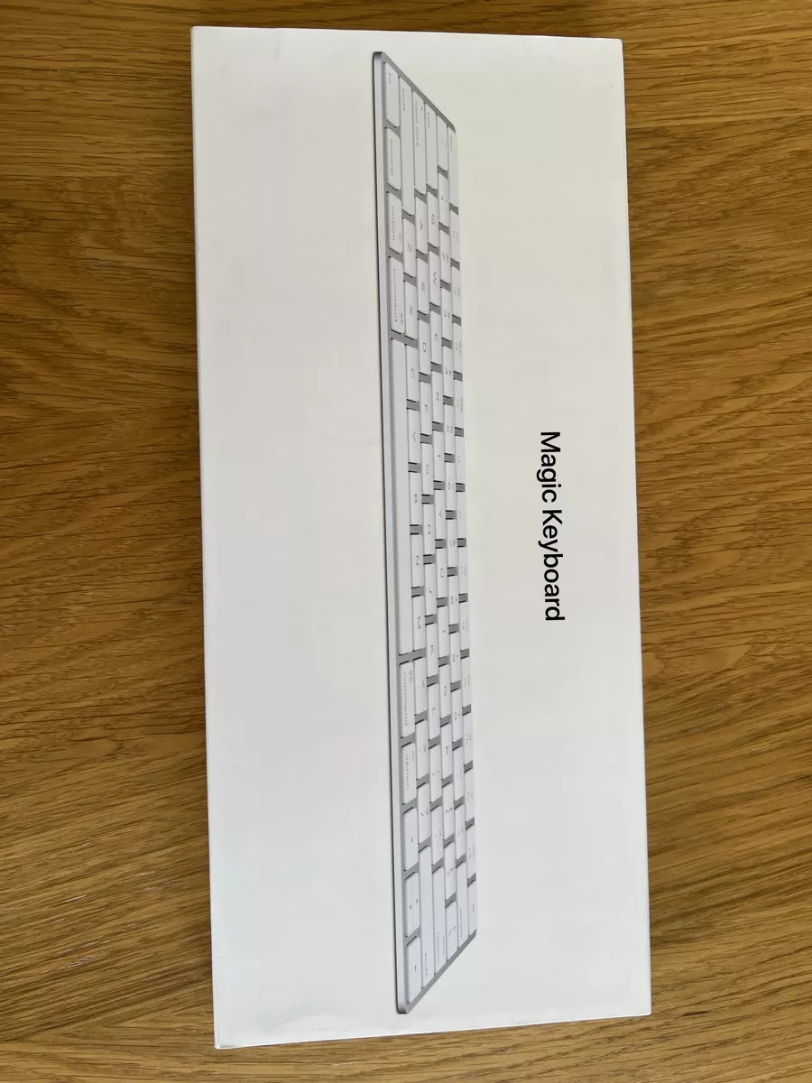 Apple Tastiere: Apple Magic Keyboard NEW – Nuovo e nell'imballaggio originale da Thalwil venduto da Seri_und_Vinz 1
