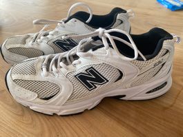New Balance 530 weiss/schwarz
