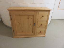 Schönes Schafreitli aus Tannenholz