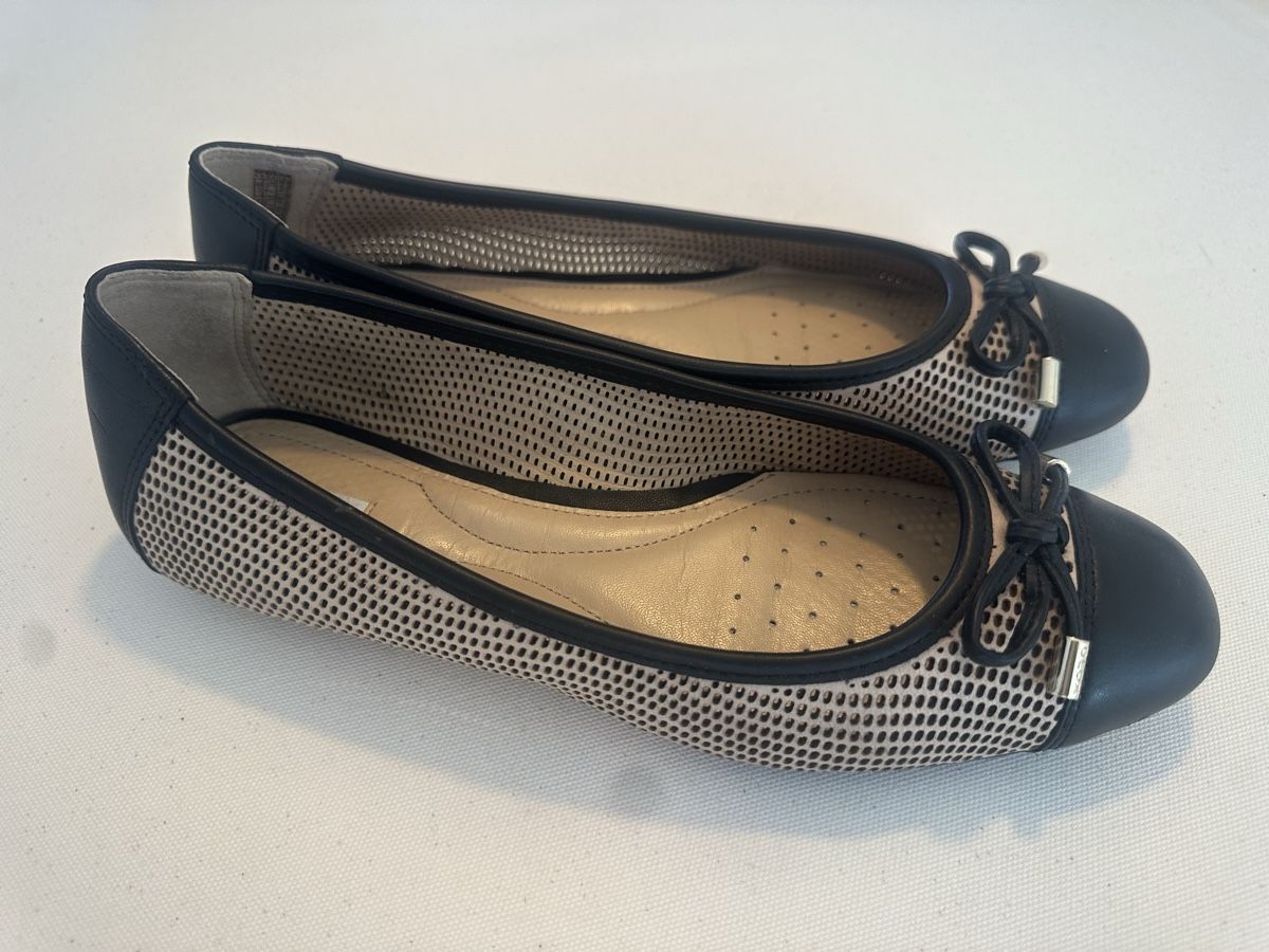 Geox Damenschuhe: Ballerinas GEOX Respira Grösse 37.5 – Neu (gemäss Beschreibung) aus Riehen von fischre1 1