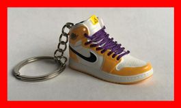 Nike Air Jordan 1 Schlüsselanhänger Sneaker Gelb Violett NBA