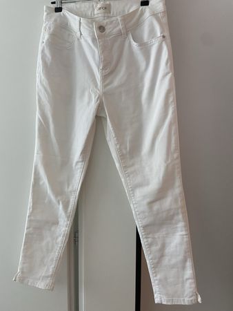 CARTOON weisse Jeans 7/8 Hose Gr. 38 Top Zustand Sommer