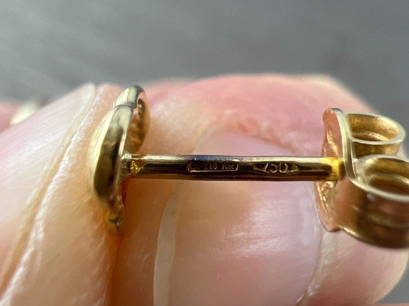 Orecchini pendenti & Orecchini a lobo: Ohrstecker 750 Gold – Usato da Niederuzwil venduto da leo_8857 1