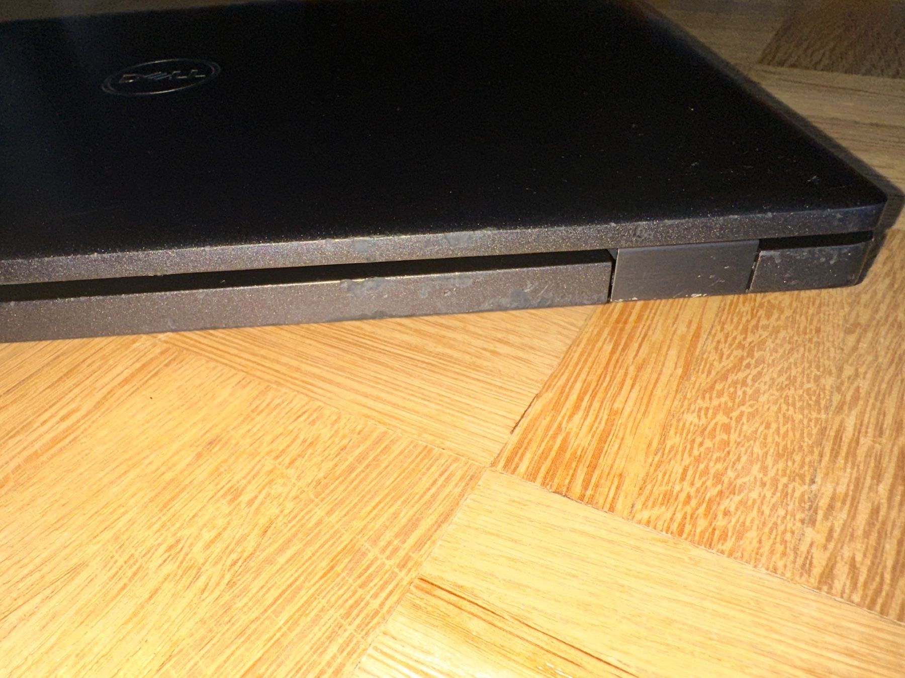 Dell Notebook: Dell Latitude 5400 – Usato da Neuenhof venduto da xr9r