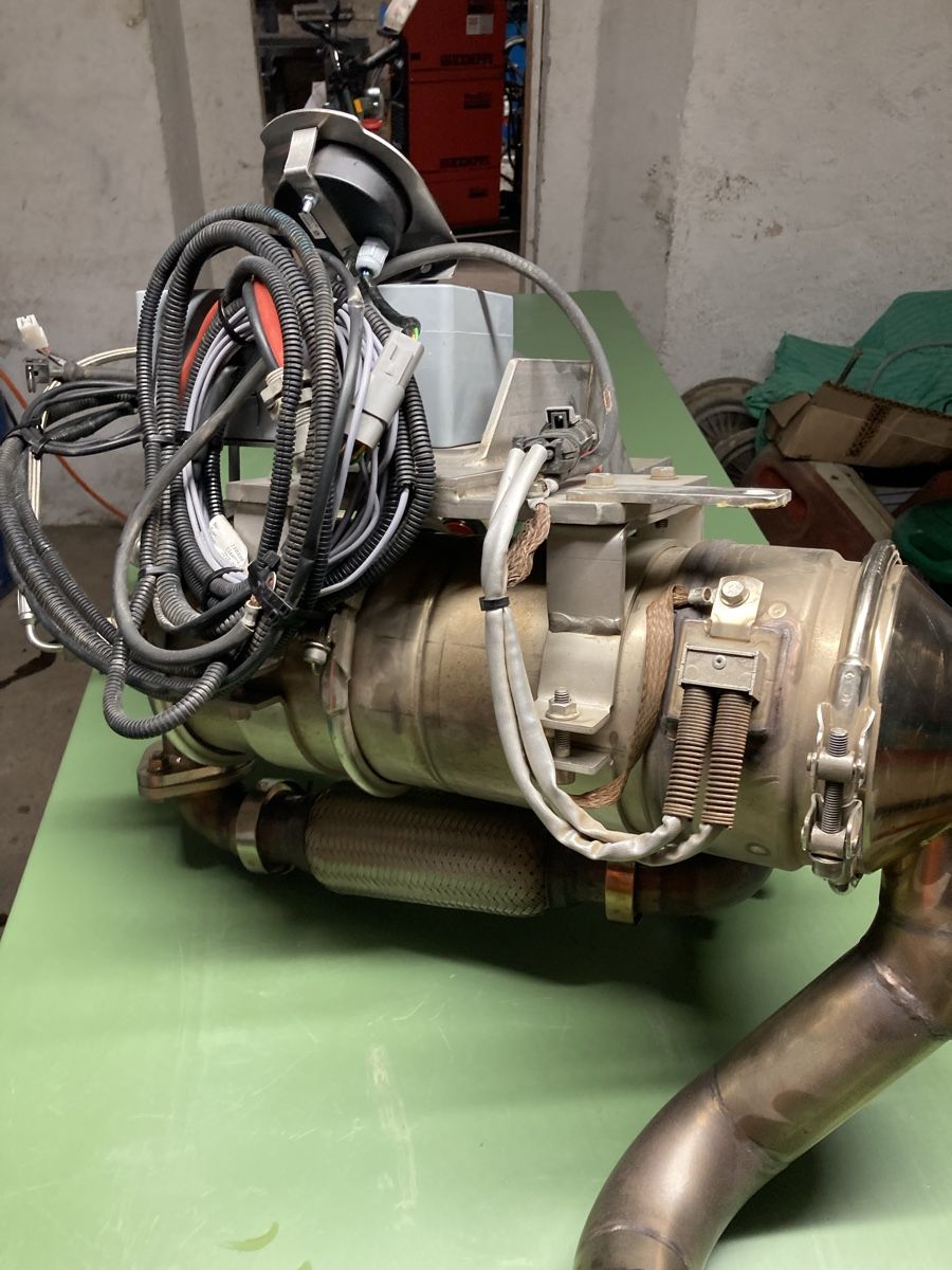 Altro per industria metallurgica: Baumaschinen DPF – Usato da Courrendlin venduto da M2824