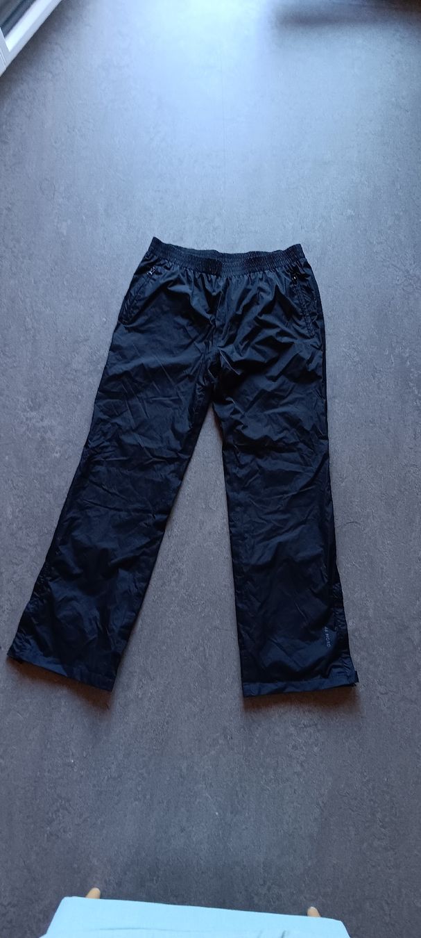 46 Nord Pantaloni: Regenhosen 46Nord schwarz, Gr.40 – Usato da Hilterfingen venduto da Manu814